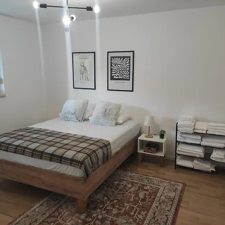 Apartment Apartman Esma *