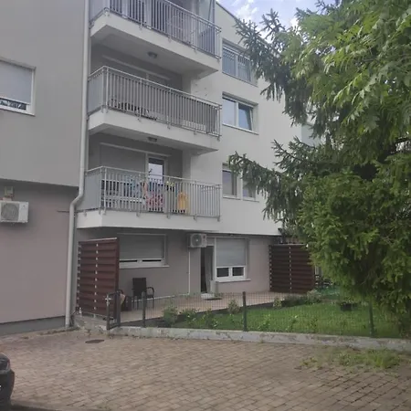 Apartman Esma Apartment *